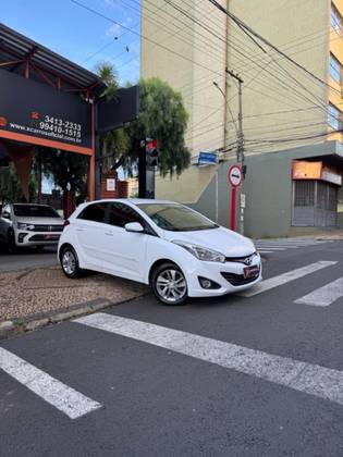 HYUNDAI HB20 1.6 PREMIUM 16V FLEX 4P AUTOMÁTICO